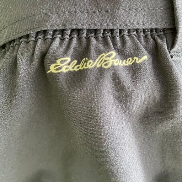 Eddie Bauer Casual Lightweight Poly Blend 3.75" Belted Shorts Navy Sz XS NWOT - Picture 8 of 9